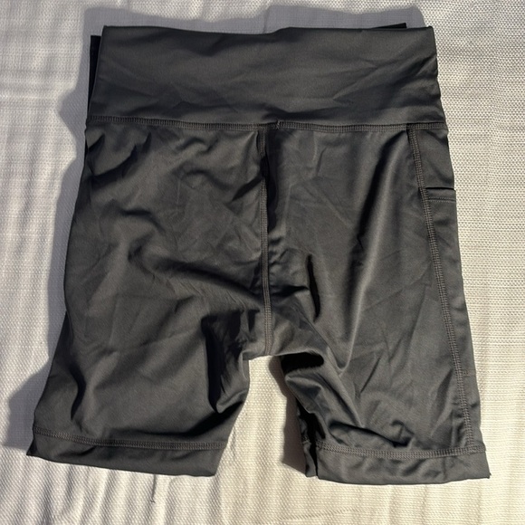 Legging Park Gray High Waisted Leggings with White Stripes Size Small - Picture 3 of 7